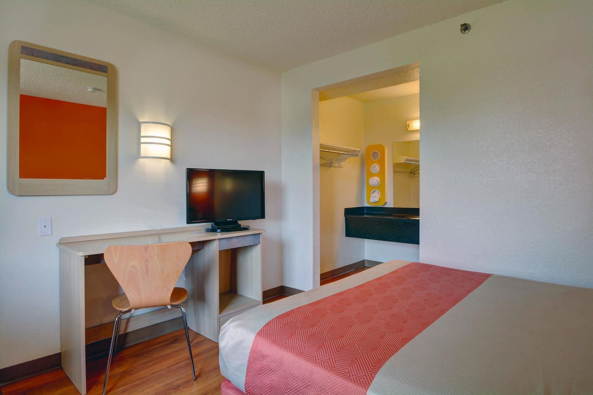 Motel 6-Wethersfield, Ct - Hartford エクステリア 写真