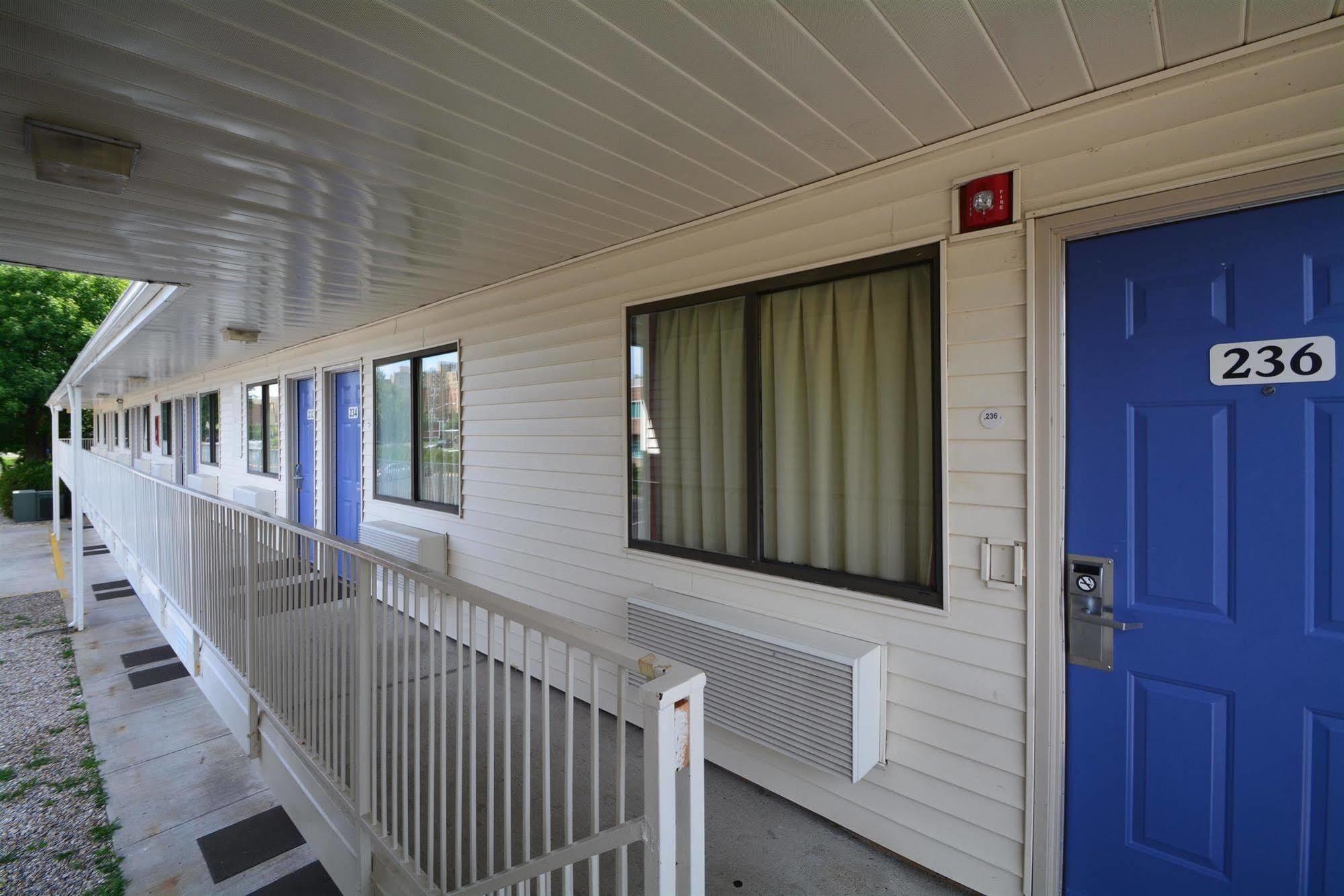 Motel 6-Wethersfield, Ct - Hartford エクステリア 写真